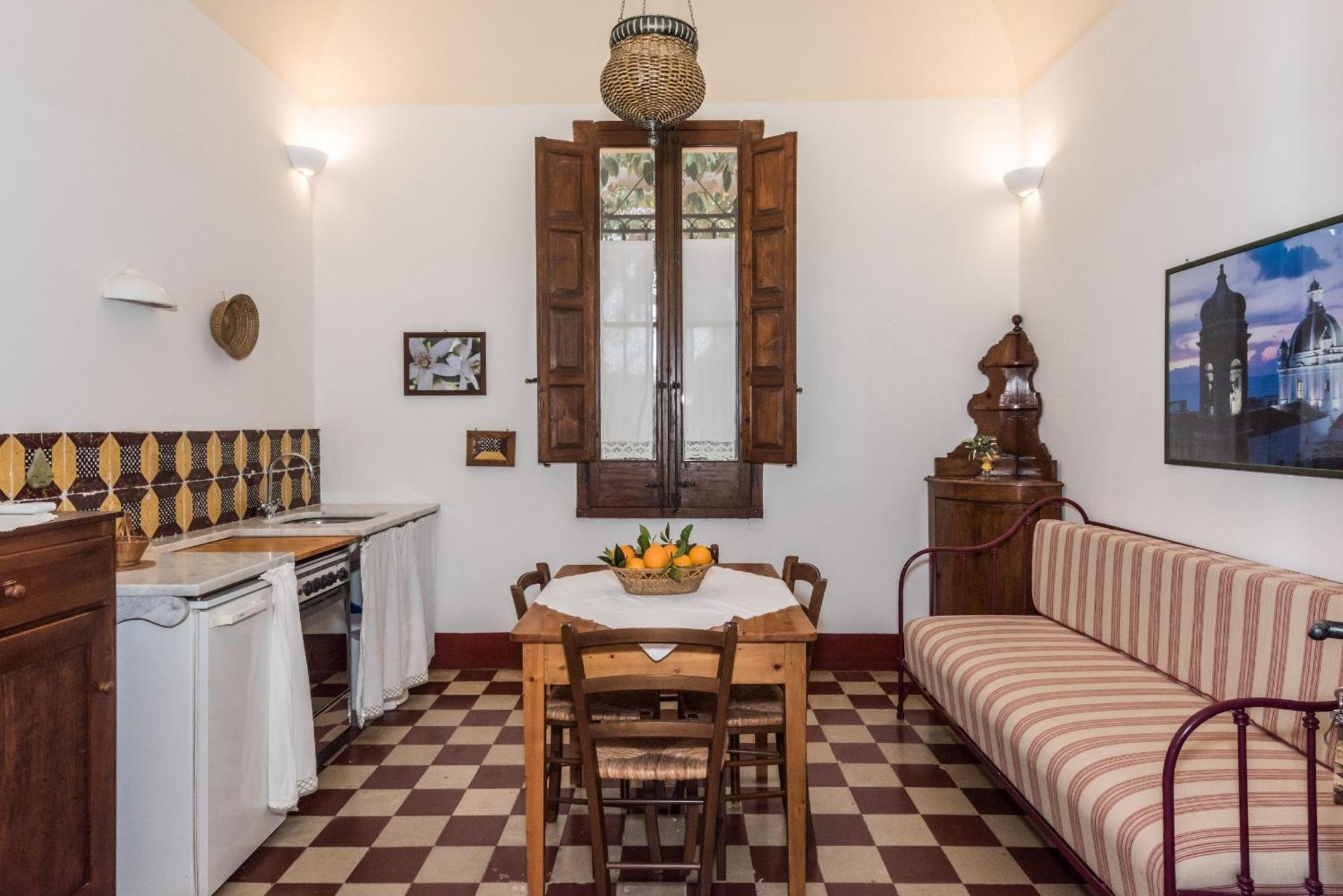 Azienda Agrituristica Tenuta Pizzolungo Erice Kültér fotó
