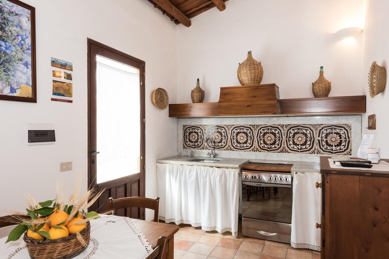 Azienda Agrituristica Tenuta Pizzolungo Erice Kültér fotó